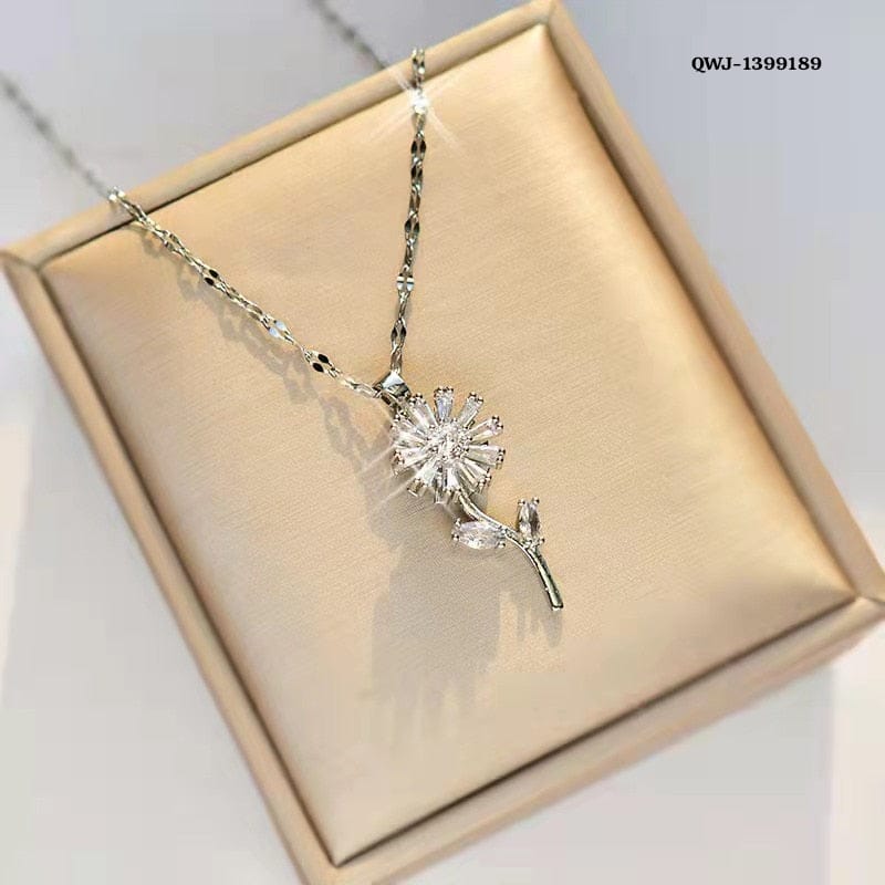 Flower Rotation Pendant Necklace