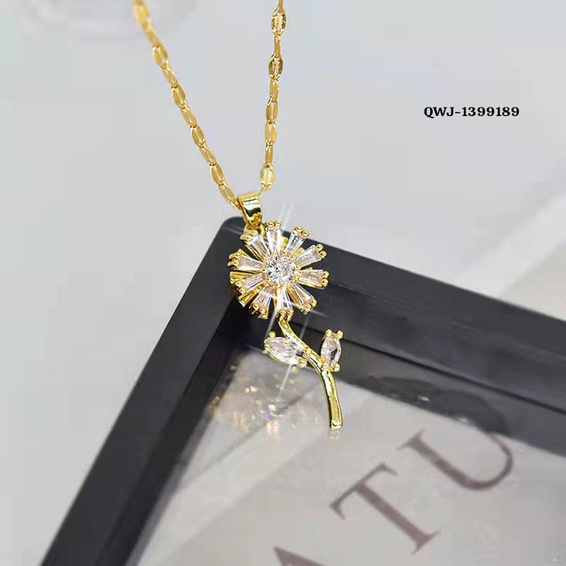 Flower Rotation Pendant Necklace